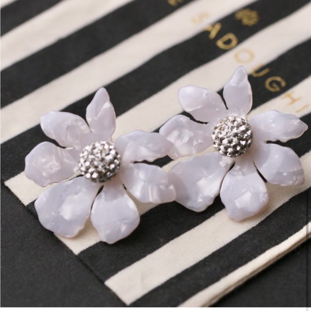 Lele Sadoughi White Flower Crystal Center Stud Earrings